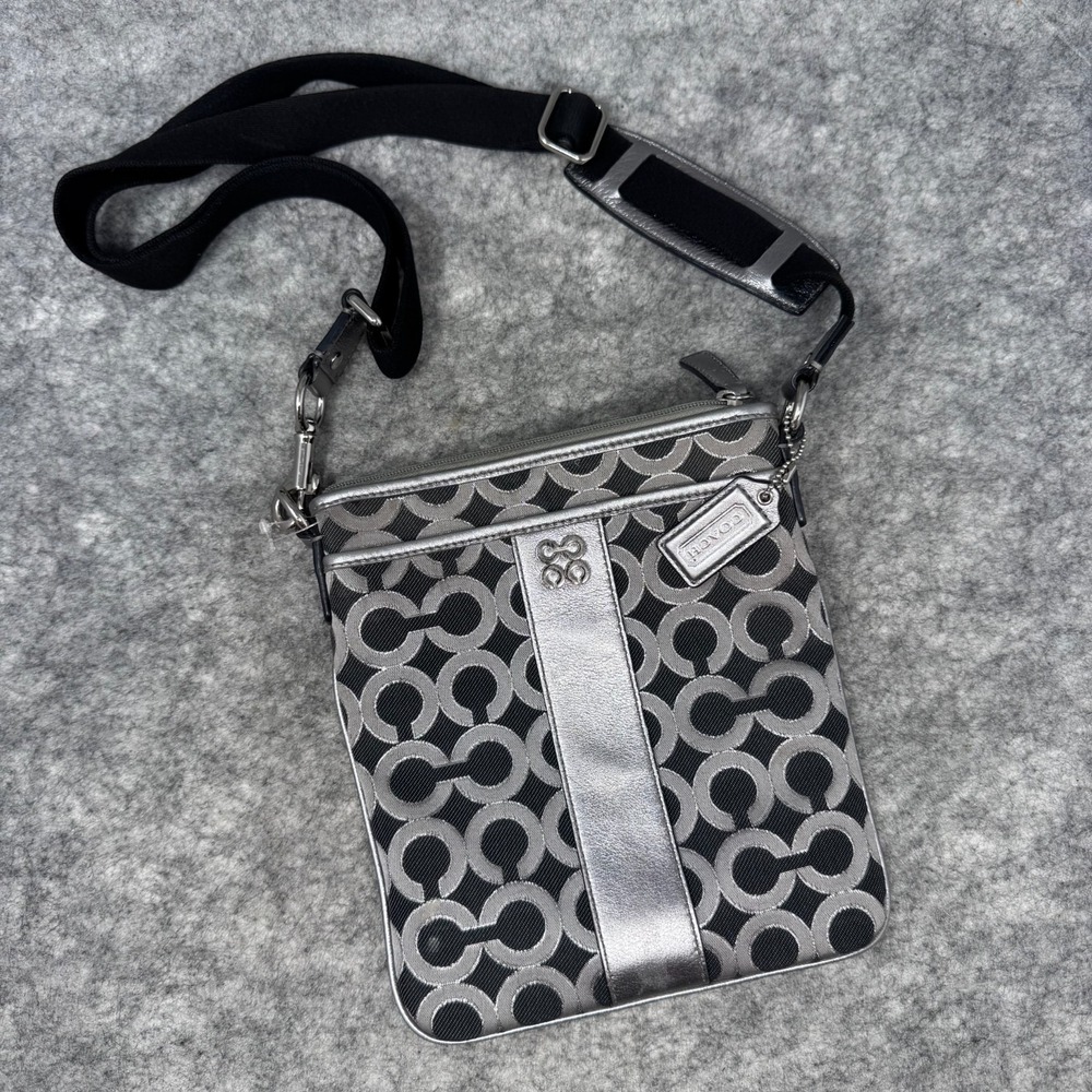 Coach 46802 Julia Swingpack Gunmetal Black Silver Crossbody Bag Purse